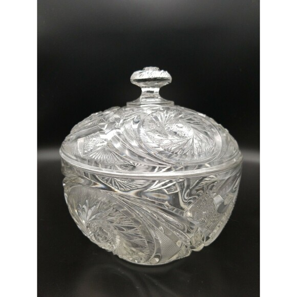 Whirling Star Large Covered Centerpiece Bowl Crystal Cut Crystal Stunning Glass - Picture 1 of 12